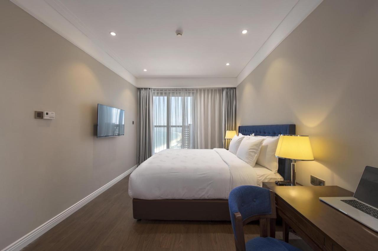 Luxury Apartment - Rooftop Swimming Pool - Beach Front - Hinata Apartment ダナン市 エクステリア 写真