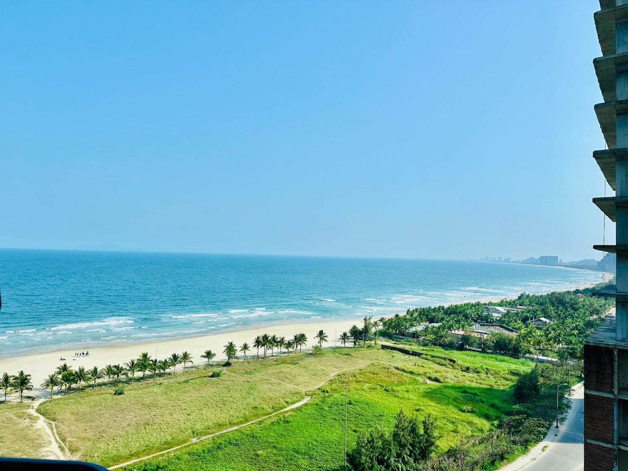 Luxury Apartment - Rooftop Swimming Pool - Beach Front - Hinata Apartment ダナン市 エクステリア 写真
