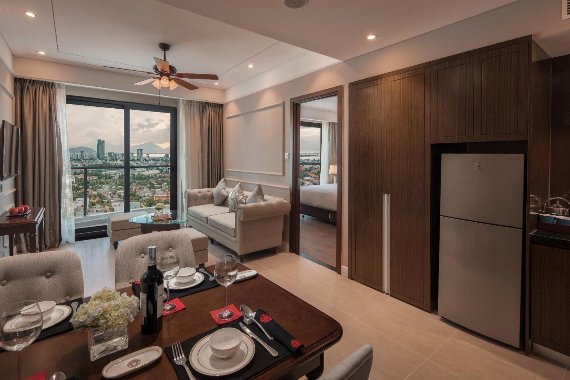 Luxury Apartment - Rooftop Swimming Pool - Beach Front - Hinata Apartment ダナン市 エクステリア 写真