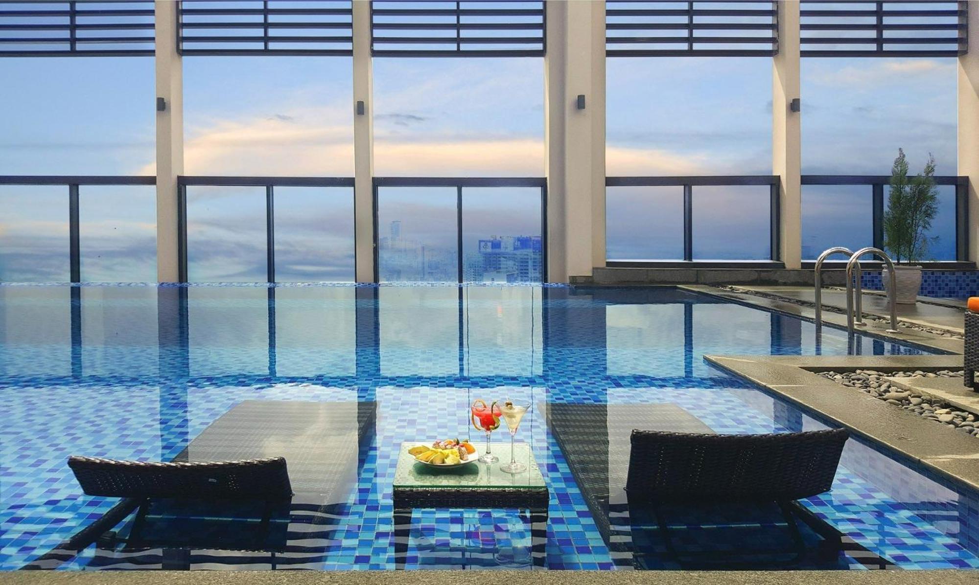 Luxury Apartment - Rooftop Swimming Pool - Beach Front - Hinata Apartment ダナン市 エクステリア 写真