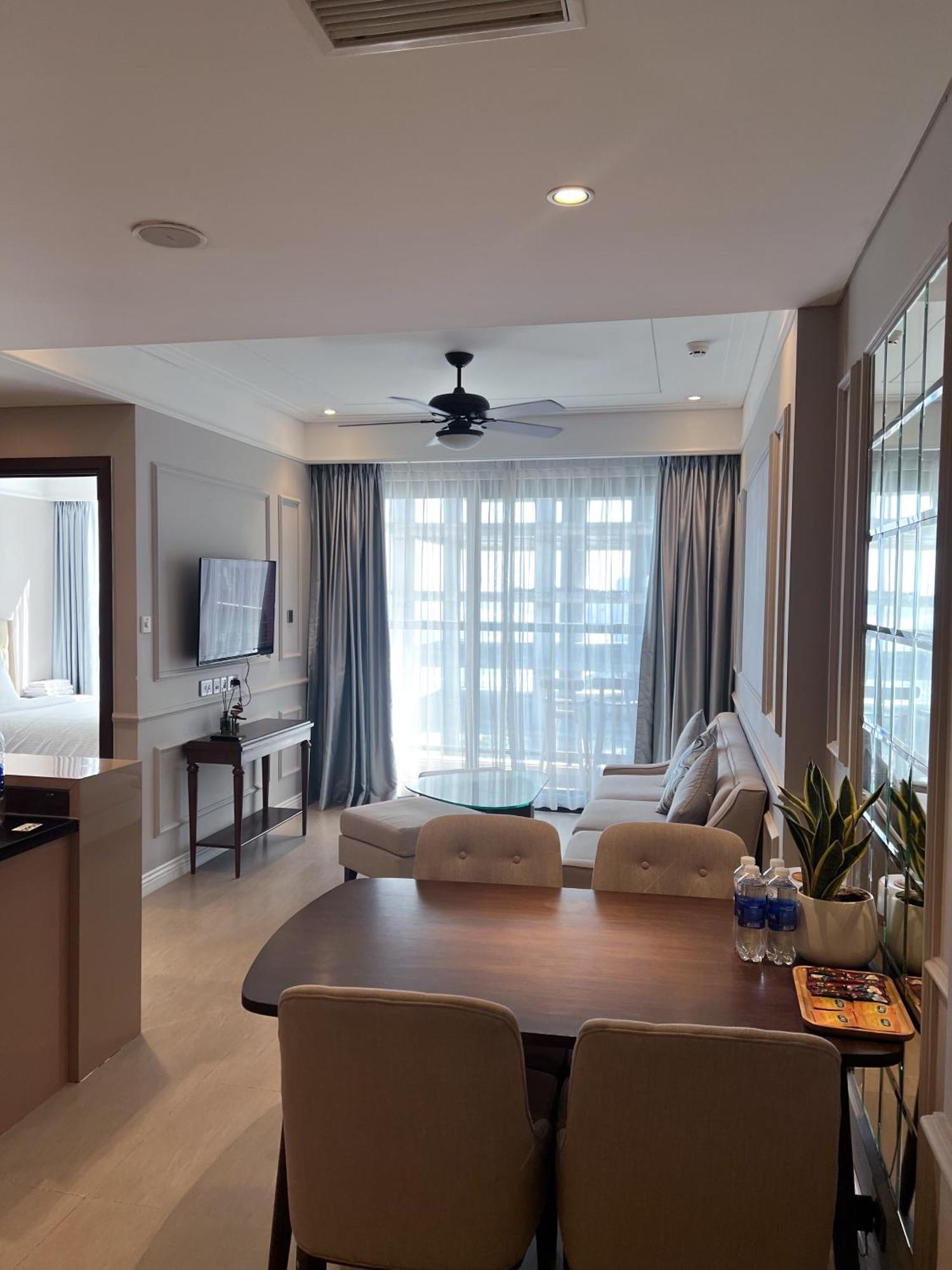Luxury Apartment - Rooftop Swimming Pool - Beach Front - Hinata Apartment ダナン市 エクステリア 写真